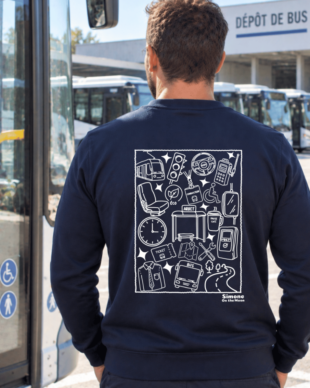 sweat bleu marien conducteur de tram/bus