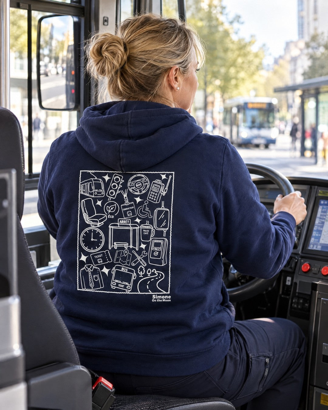 sweat bleu marine conducteiur de tram/bus