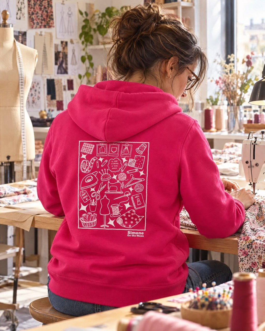sweat a capuche fushia couturier(ère)